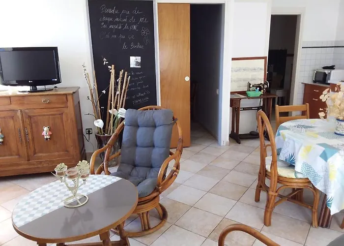 Casa de Férias Le Du Poire Molere